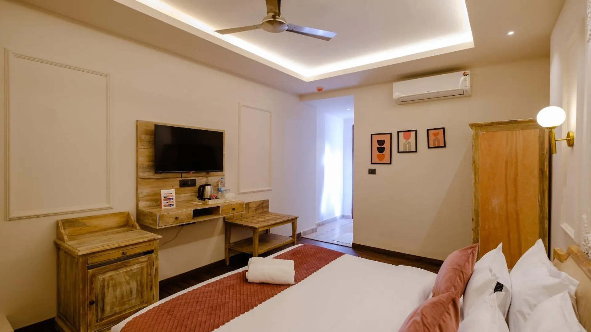Infinia Stays - A Luxury Boutique Hotel Udajpur Indie
